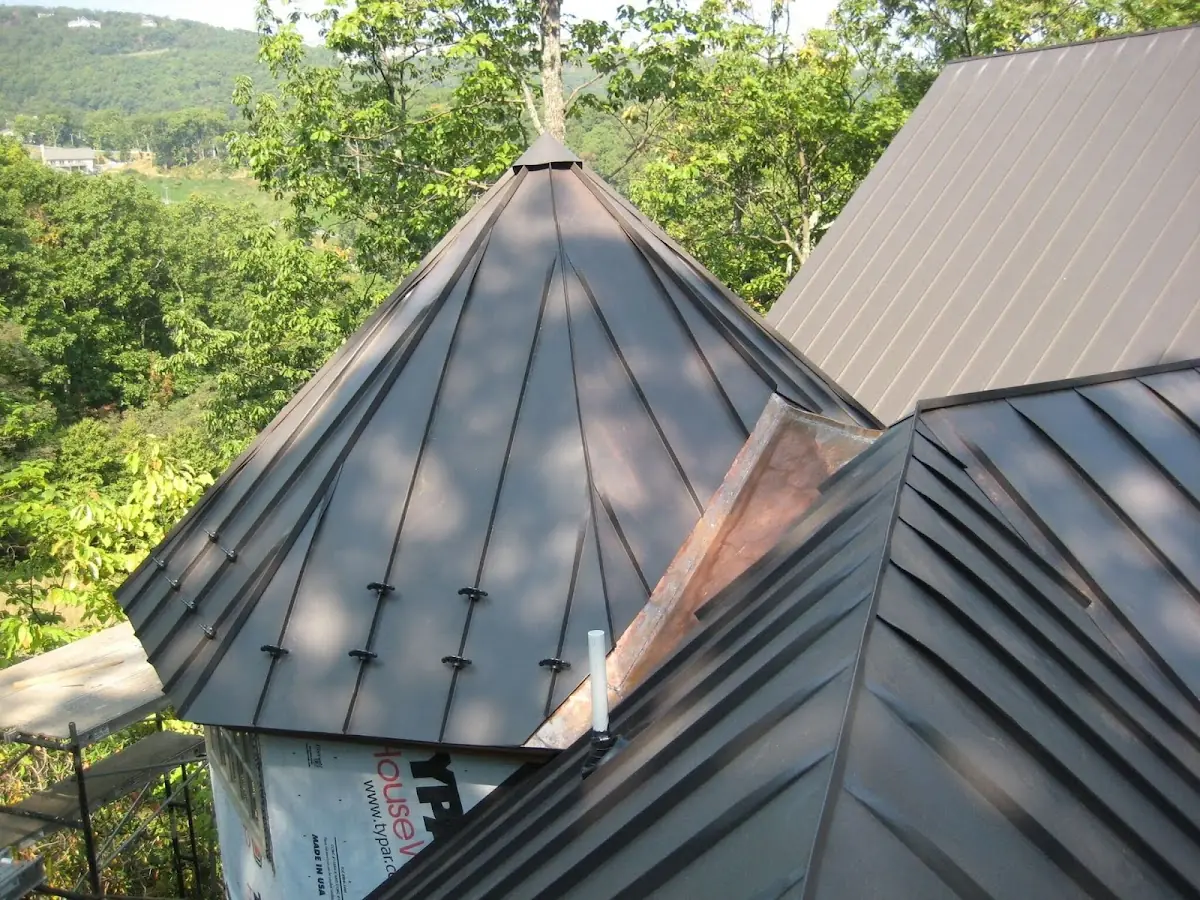 Professional Roof Tarp Installation by Craftsman Roofing in Willowstone